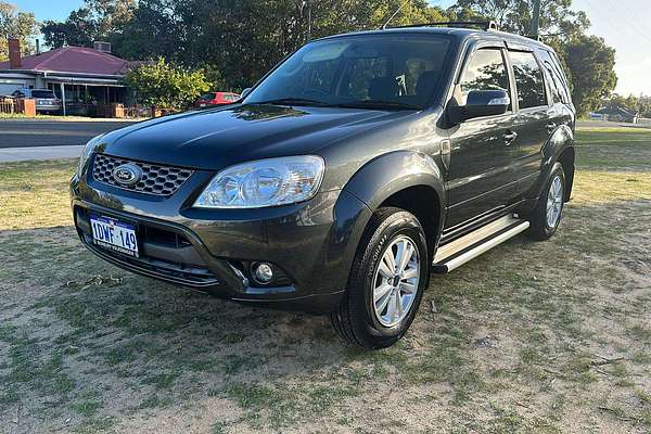 2011 Ford Escape ZD