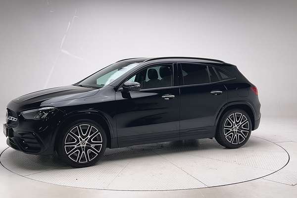 2025 Mercedes-Benz GLA-Class GLA200 H247 thumb-3