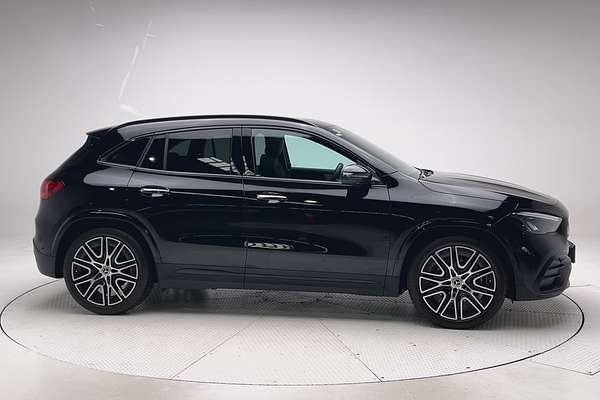 2025 Mercedes-Benz GLA-Class GLA200 H247 thumb-8