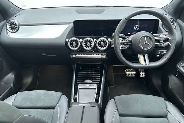 2025 Mercedes-Benz GLA-Class GLA200 H247 thumb-19