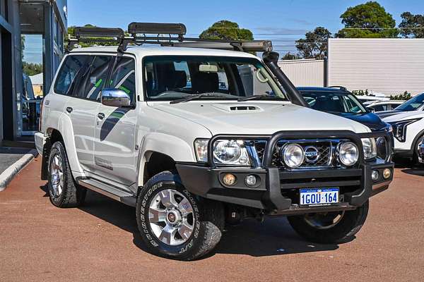 2013 Nissan Patrol ST Y61