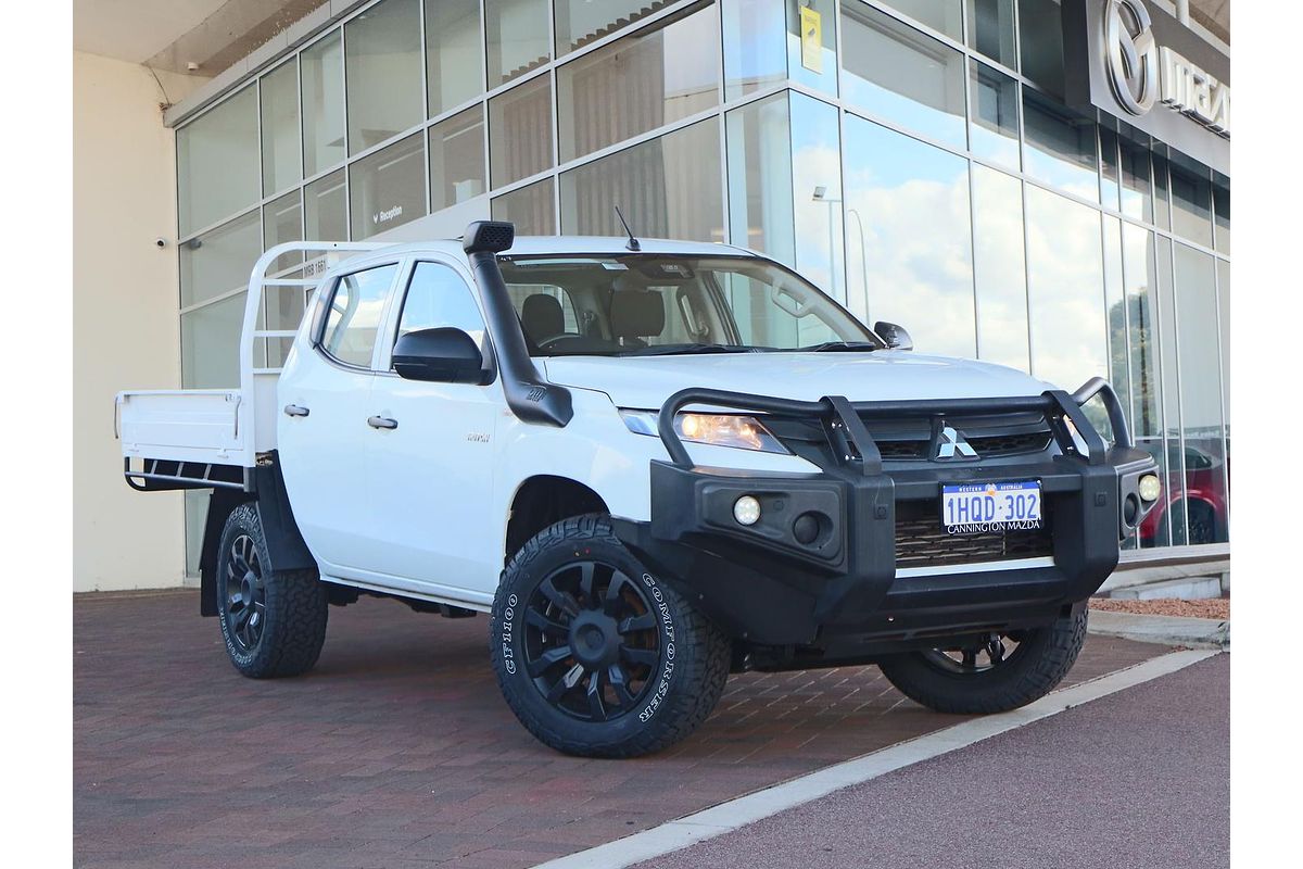 2021 Mitsubishi Triton GLX MR 4X4