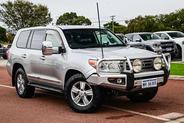 2014 Toyota Landcruiser Sahara VDJ200R