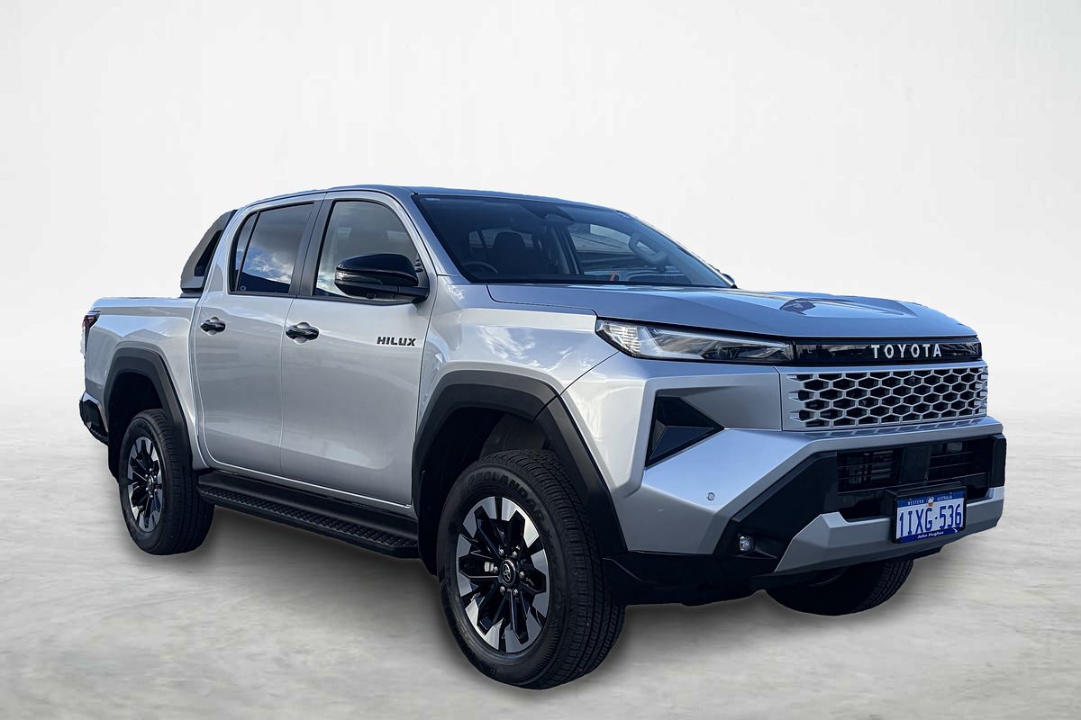 2026 Toyota Hilux SR5 48V GUN227R 4X4