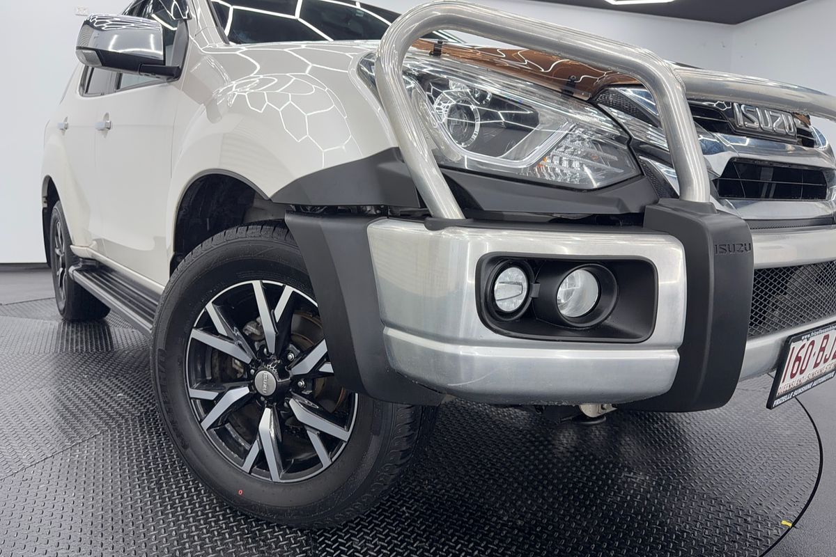 2021 Isuzu MU-X LS-U