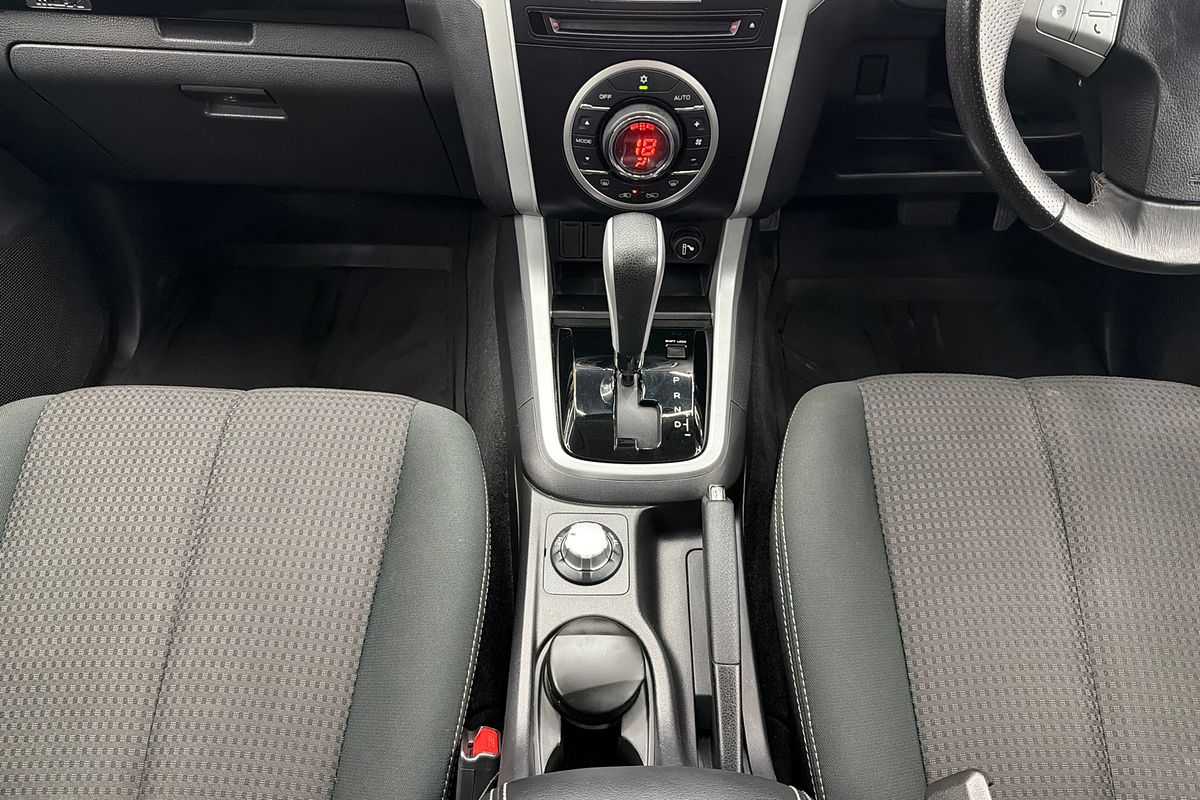 2021 Isuzu MU-X LS-U