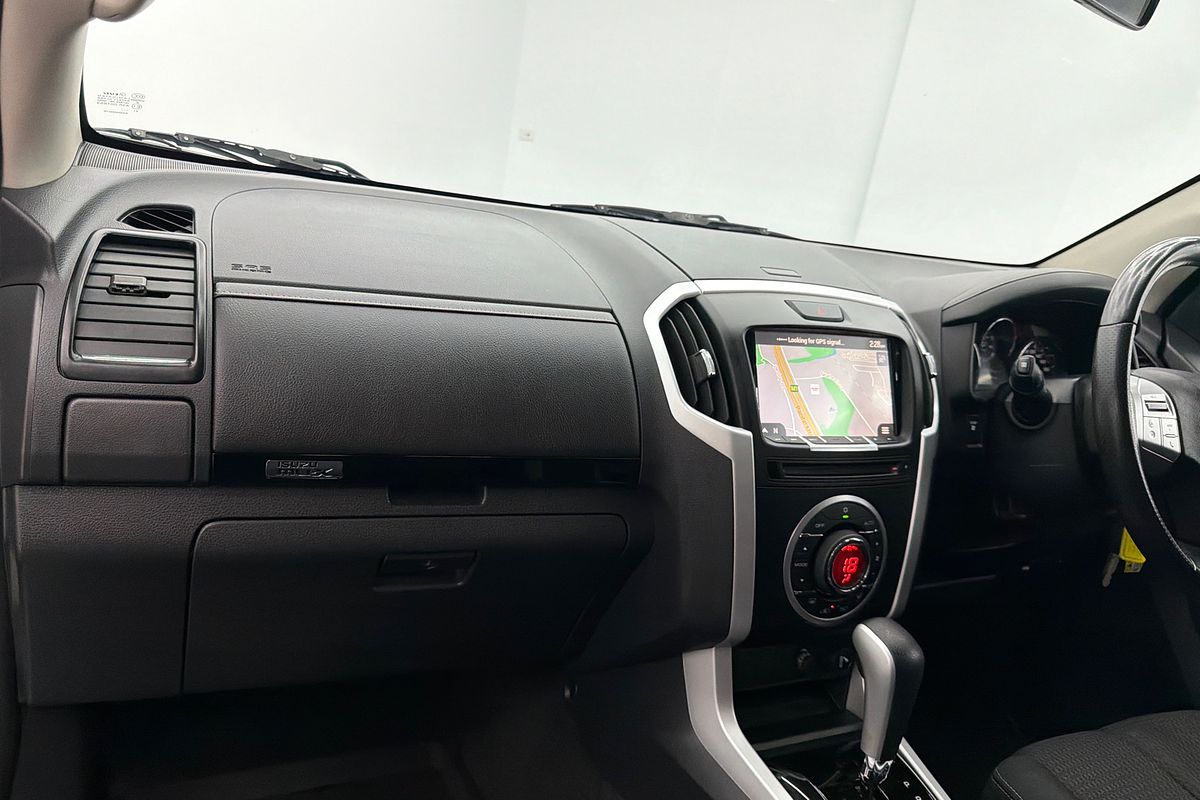 2021 Isuzu MU-X LS-U