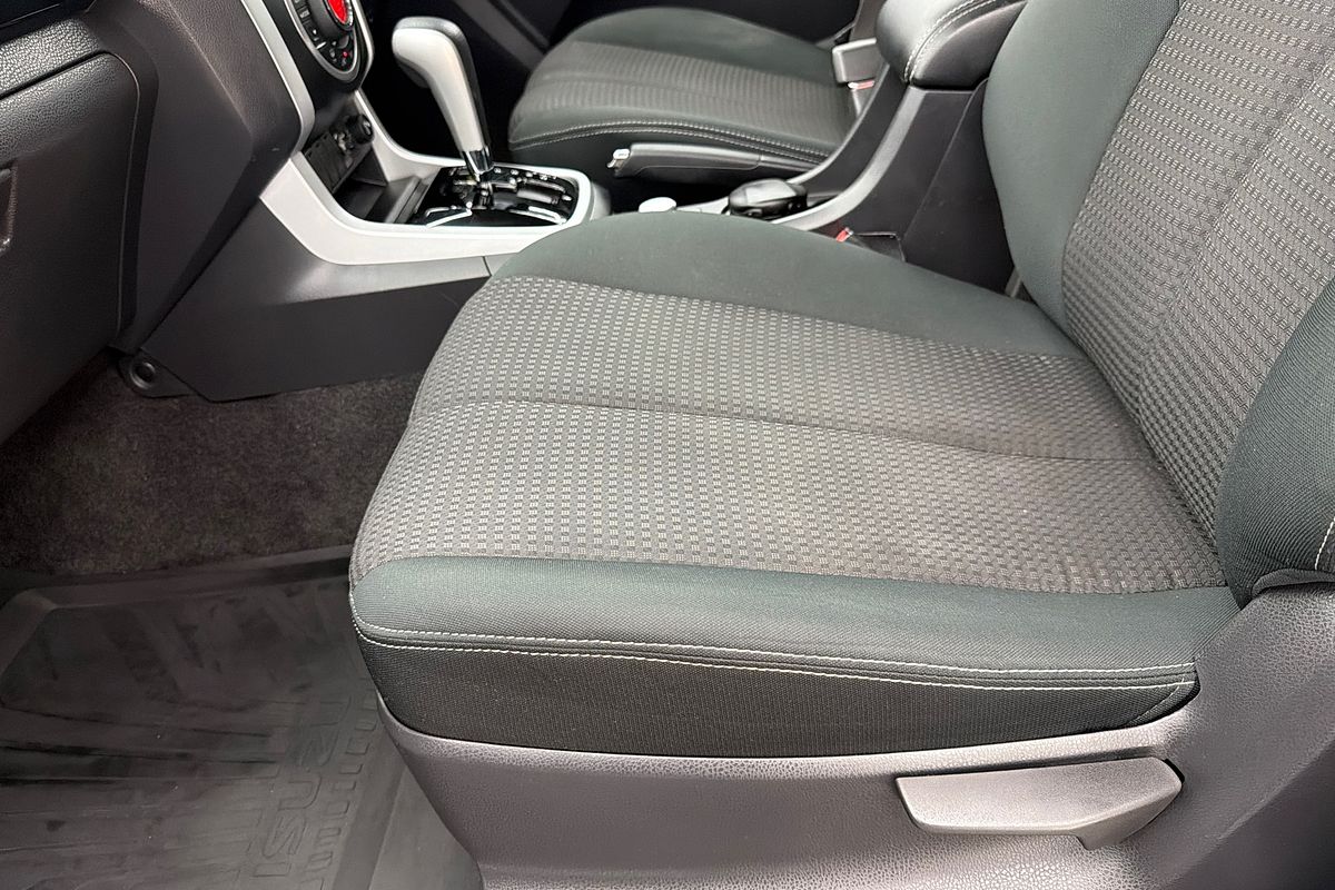 2021 Isuzu MU-X LS-U