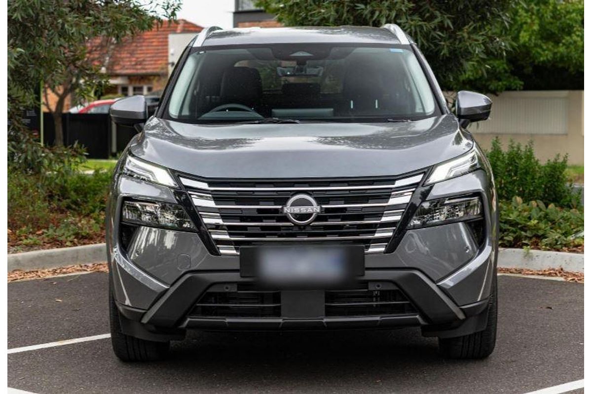 2025 Nissan X-TRAIL ST-L T33