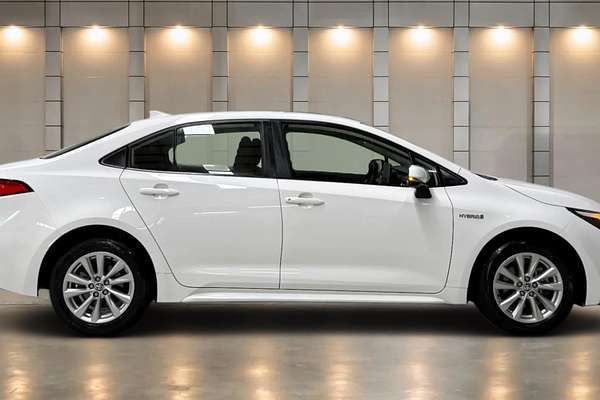 2024 Toyota Corolla Ascent Sport Hybrid ZWE219R