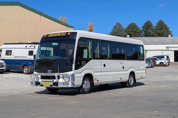 2018 Toyota Coaster Deluxe XZB70R