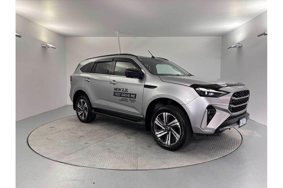 2025 Isuzu MU-X LS-T