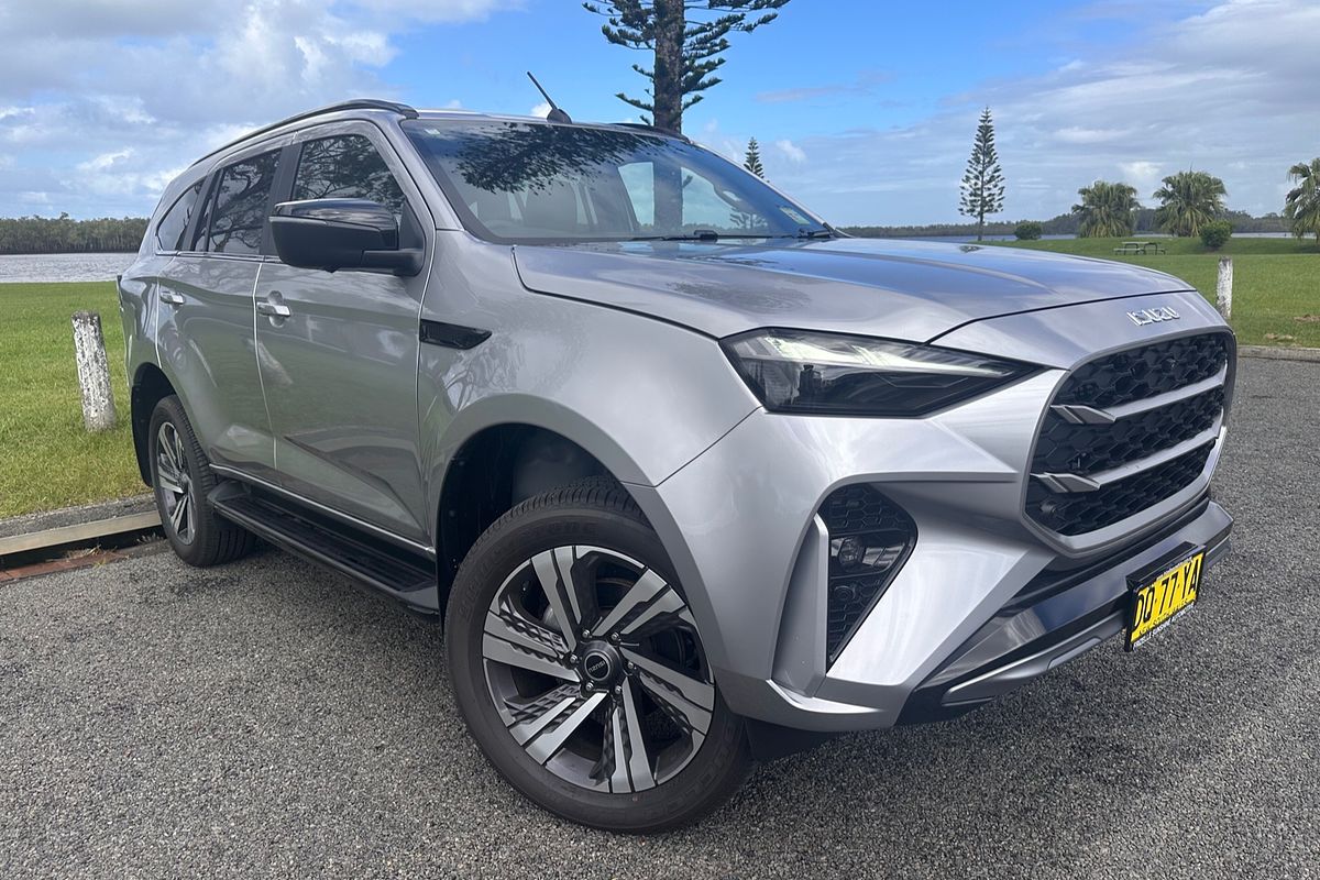 2025 Isuzu MU-X LS-T