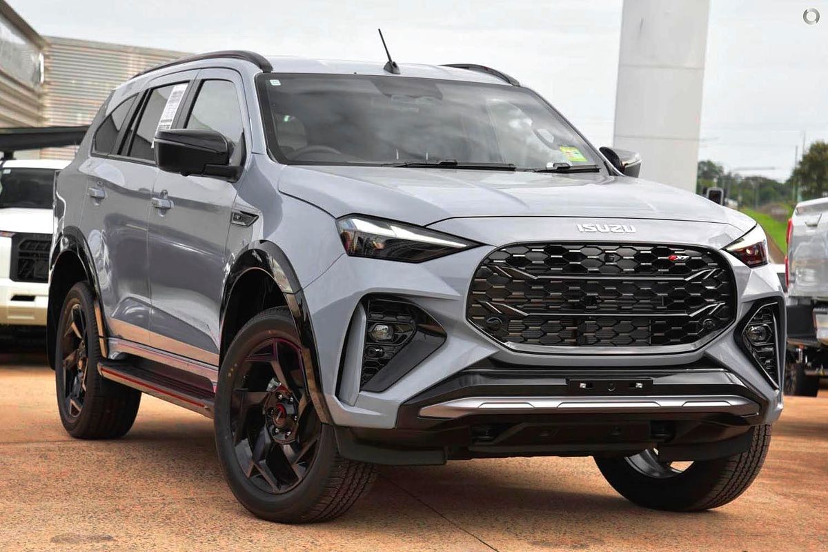 2025 Isuzu MU-X X-TERRAIN