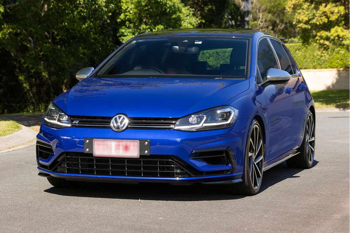 2017 Volkswagen Golf R 7.5