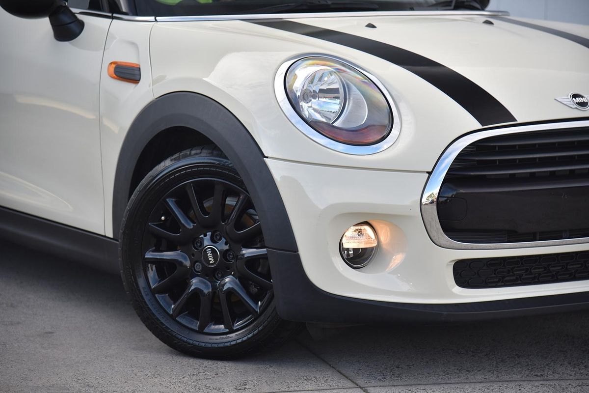 2017 MINI Hatch Cooper F55