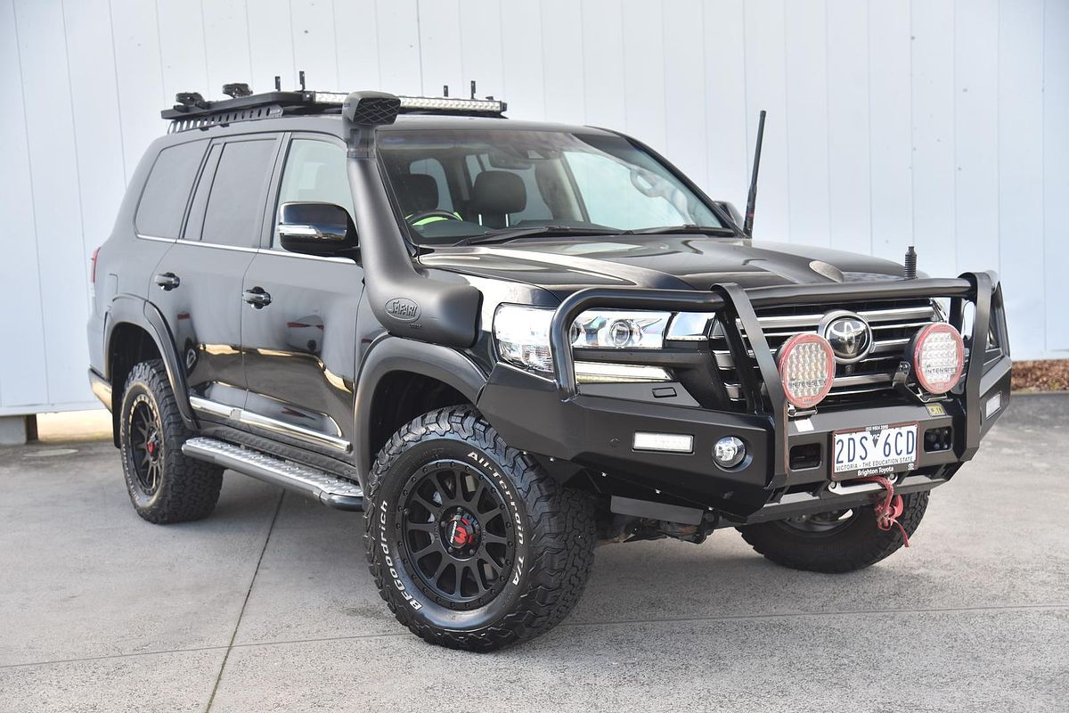 2020 Toyota Landcruiser Sahara VDJ200R