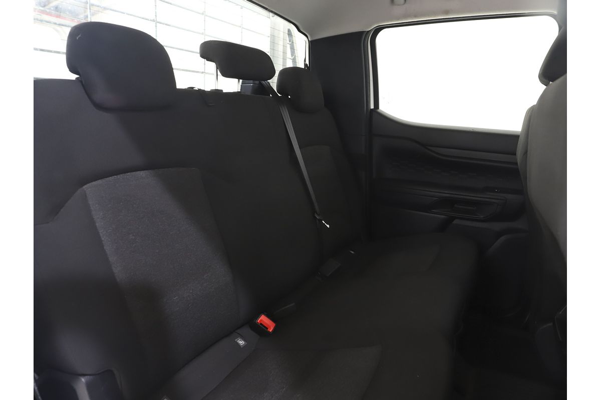 Ford Ranger 2022.00 DOUBLE CAB CHASSIS XL . 2.0L SiT DSL 6 SPD AUTO 4x2 .