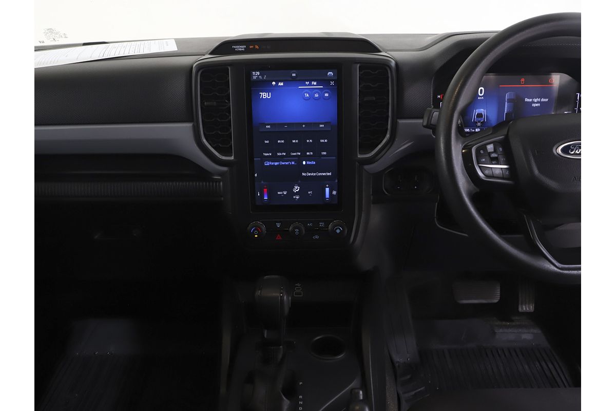 Ford Ranger 2022.00 DOUBLE CAB CHASSIS XL . 2.0L SiT DSL 6 SPD AUTO 4x2 .