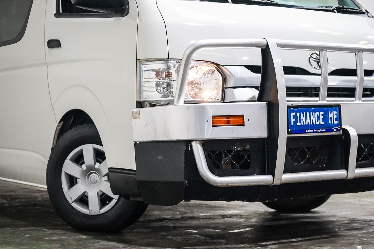 2018 Toyota Hiace Commuter KDH223R ELWB High Roof