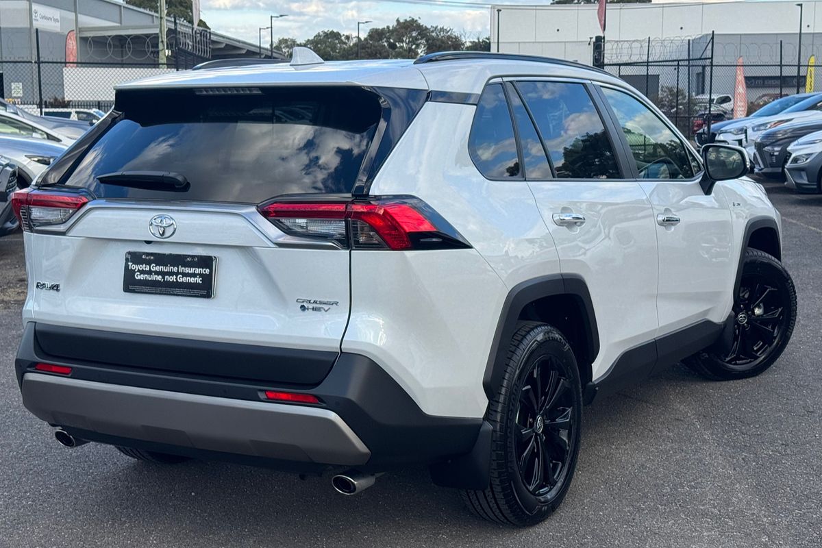 2025 Toyota RAV4 Cruiser AXAH54R