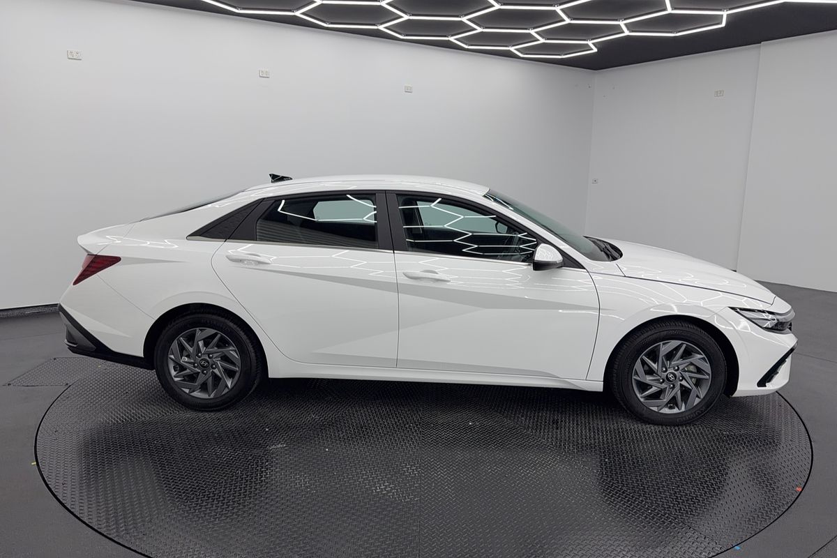 2024 Hyundai i30 Hybrid CN7.V2