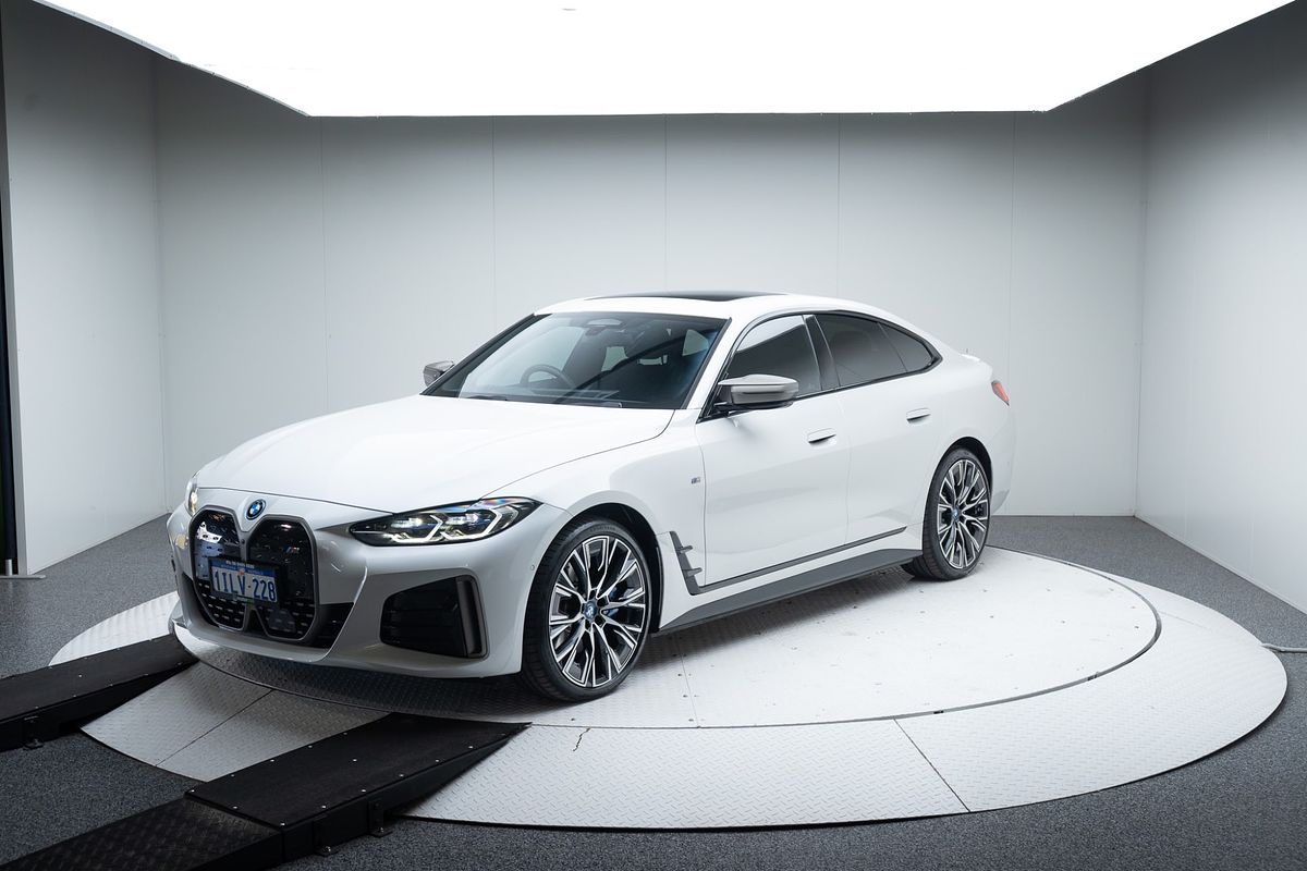 2024 BMW i4 M50 G26