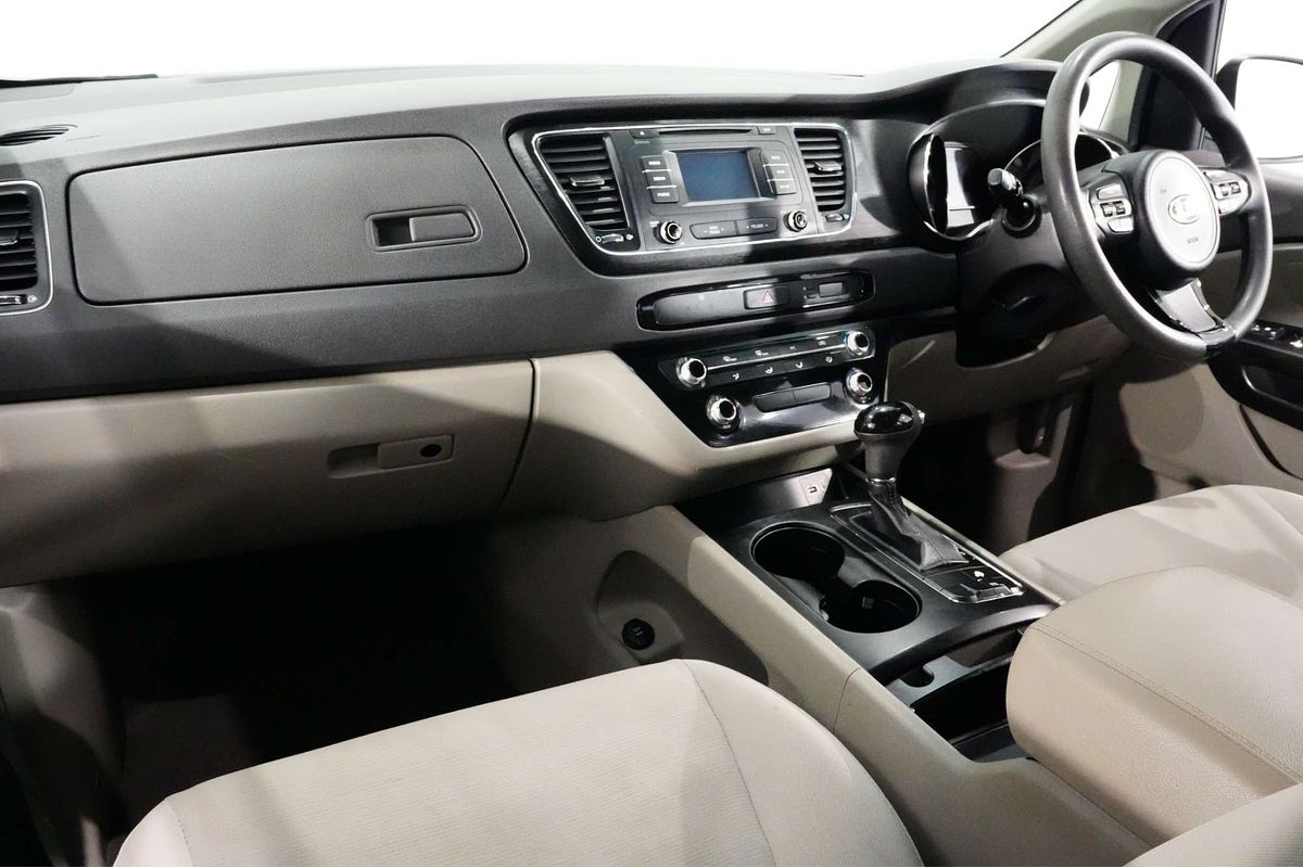 2016 Kia Carnival S YP