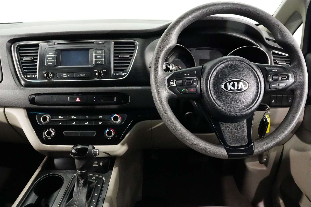 2016 Kia Carnival S YP