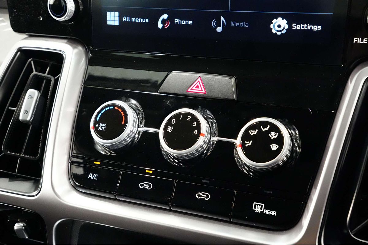 2020 Kia Sorento S MQ4