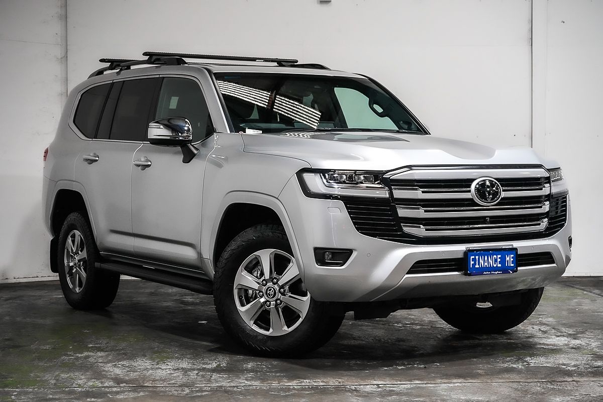 2024 Toyota Landcruiser Sahara FJA300R