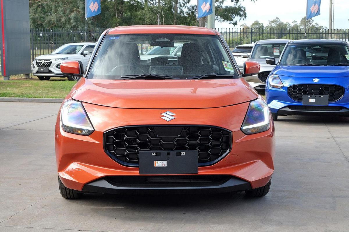 2025 Suzuki Swift Hybrid UZ