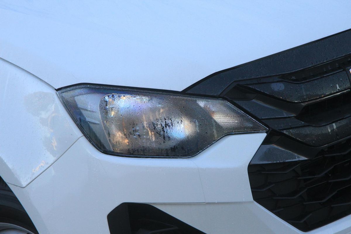 2026 Isuzu D-MAX SX High Ride Rear Wheel Drive