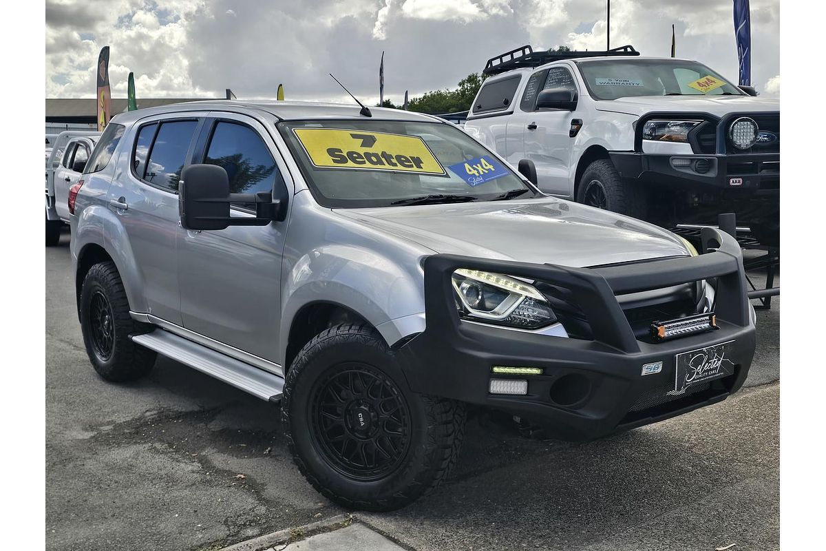 2018 Isuzu MU-X LS-M