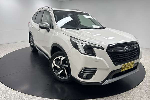 2022 Subaru Forester 2.5i-S S5