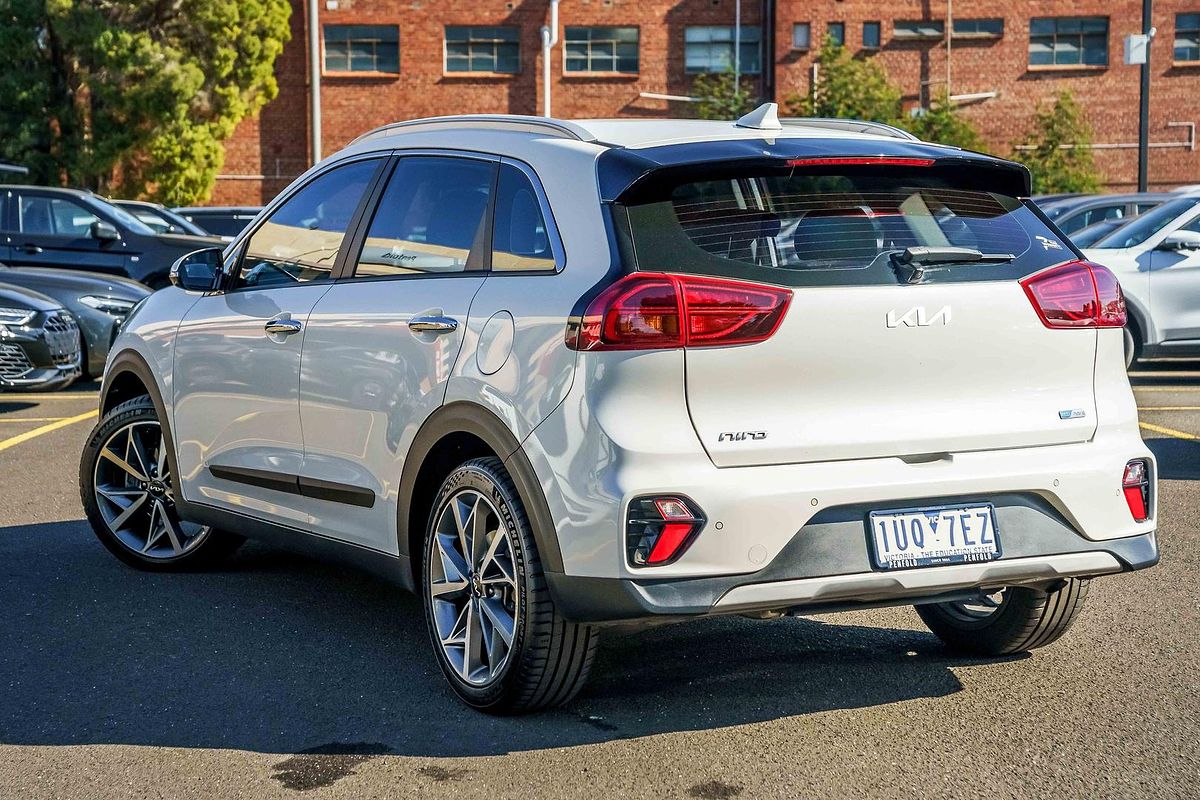 2021 Kia Niro Hybrid Sport DE