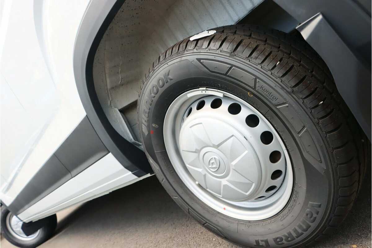 2023 LDV Deliver 9 LWB
