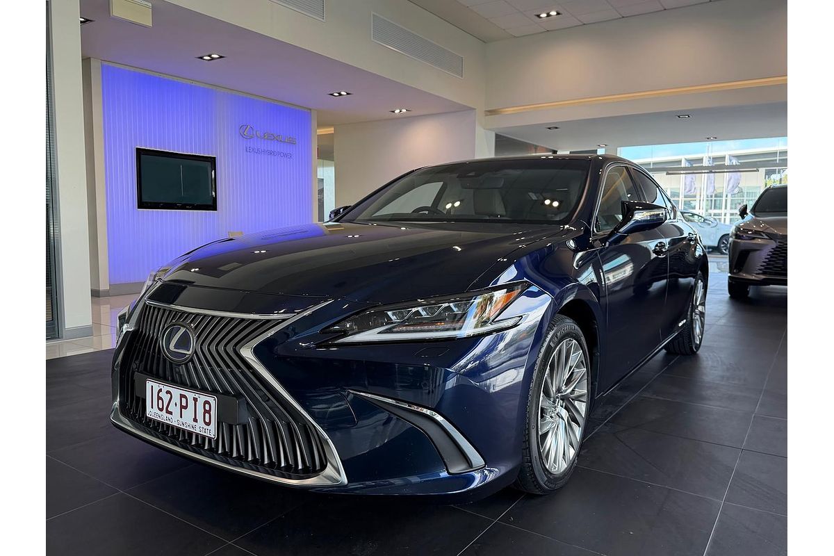 2019 Lexus ES ES300h Sports Luxury AXZH10R