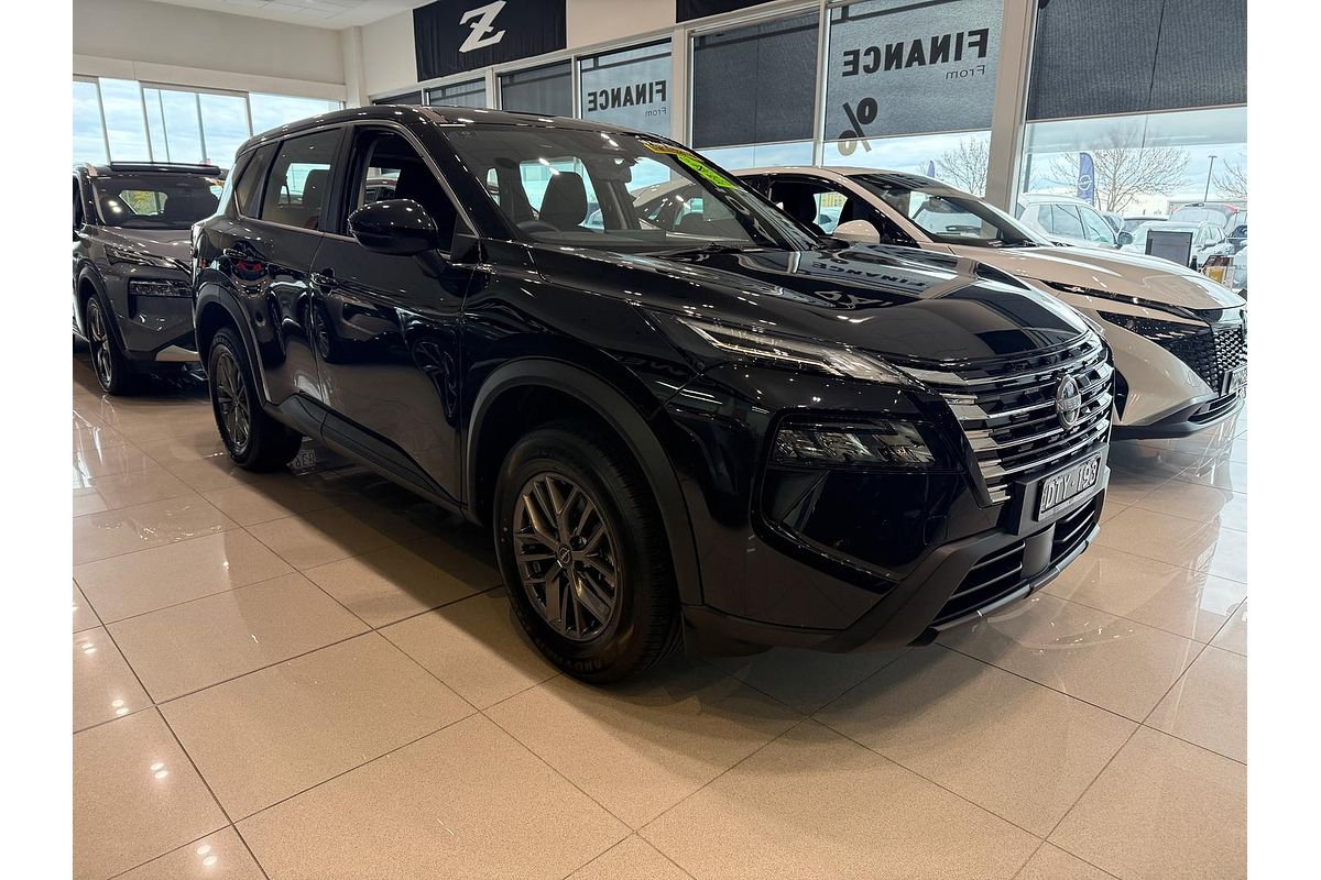2026 Nissan X-TRAIL ST T33
