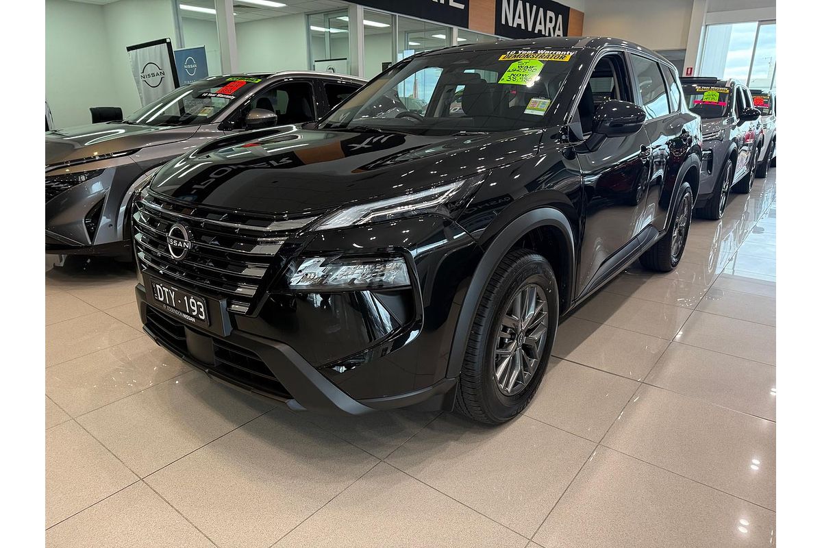 2026 Nissan X-TRAIL ST T33