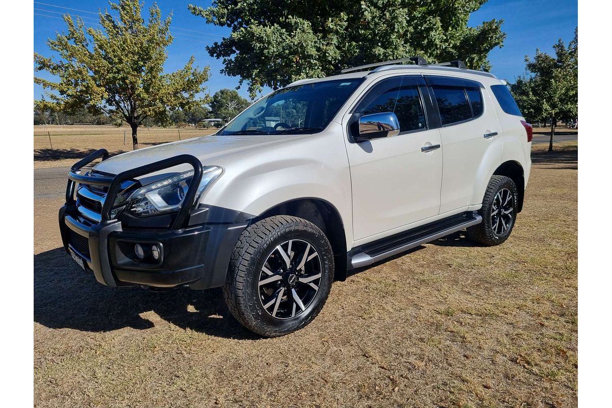 2019 Isuzu MU-X LS-T