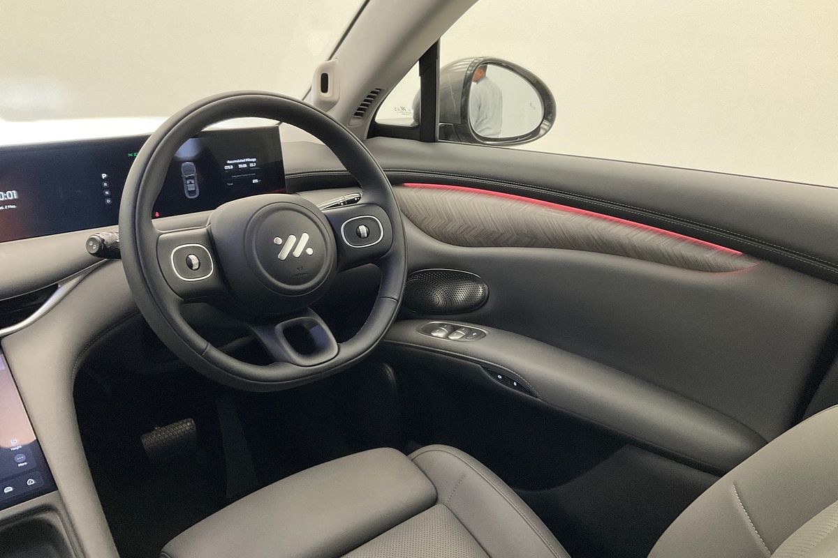 2025 MGIM6 572KW 100KWh DEL 4WD (IM6AWD100PERF)