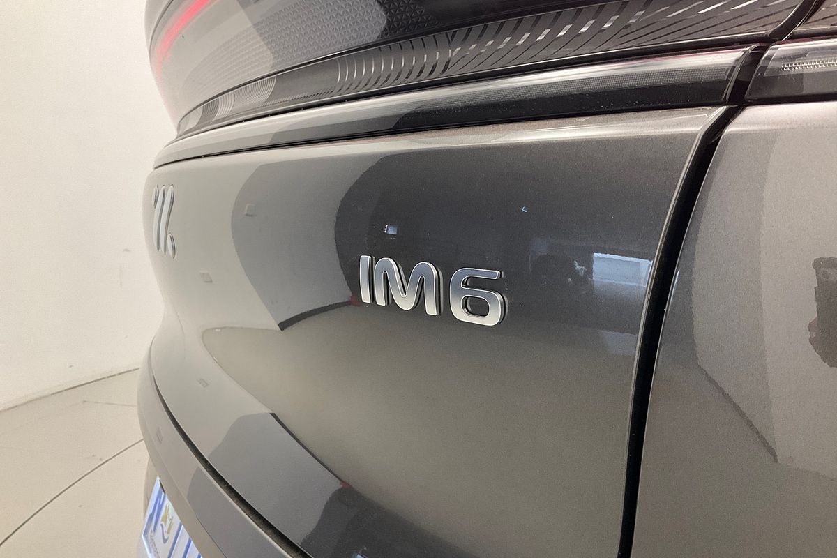 2025 MGIM6 572KW 100KWh DEL 4WD (IM6AWD100PERF)