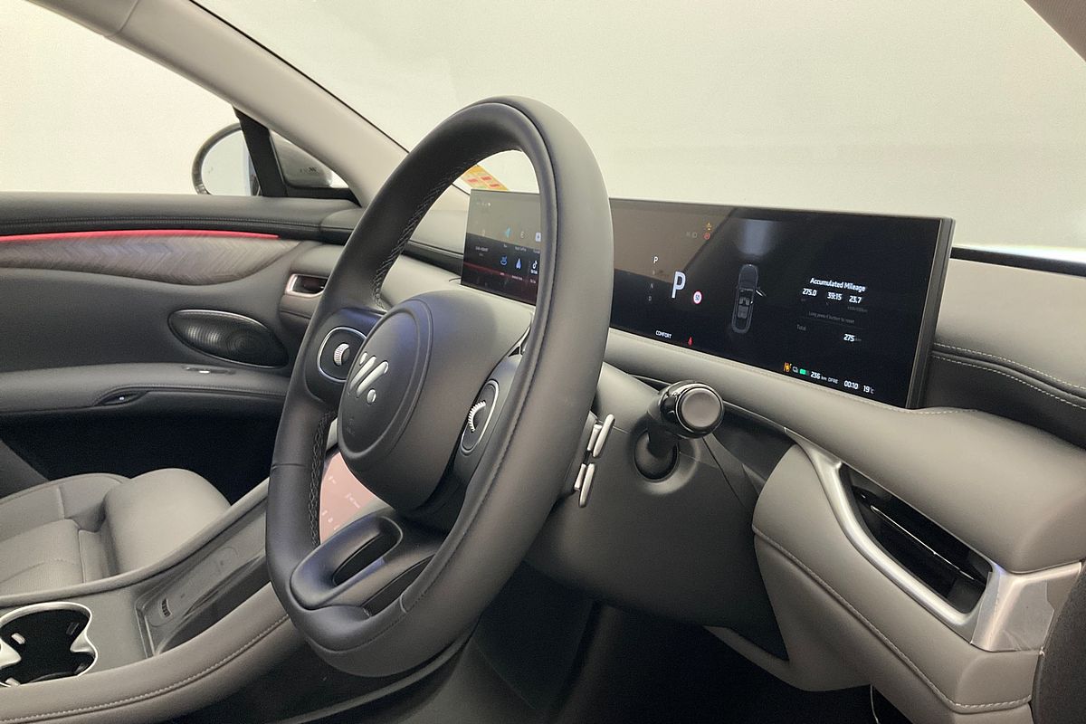 2025 MGIM6 572KW 100KWh DEL 4WD (IM6AWD100PERF)