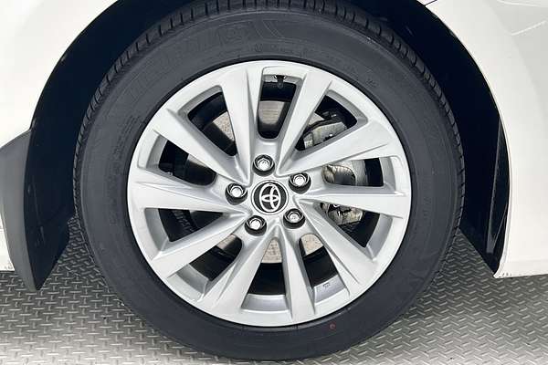 2023 Toyota Camry Ascent AXVH70R thumb-9