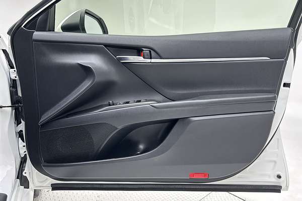 2023 Toyota Camry Ascent AXVH70R thumb-18