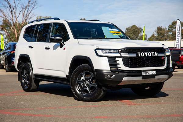 2023 Toyota Landcruiser GR Sport FJA300R