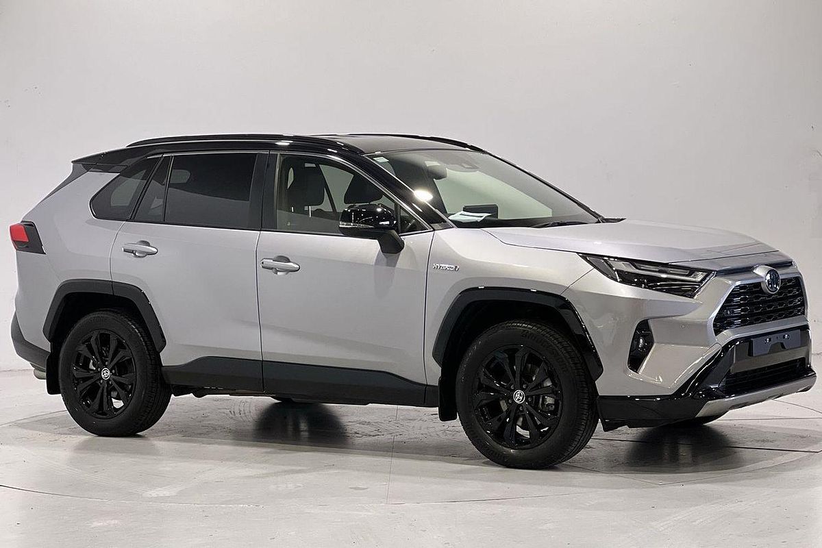 2024 Toyota RAV4 XSE AXAH54R