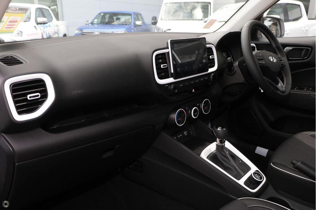 2026 Hyundai Venue Active QX.V5