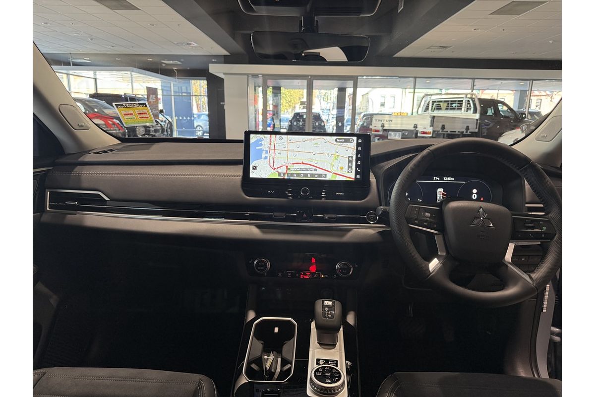 2025 Mitsubishi ZM Outlander ASPIRE 2.4L PHEV AWD 7ST